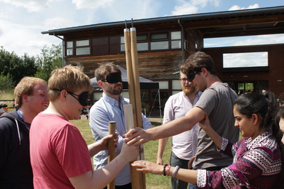 10_blind_folded_task