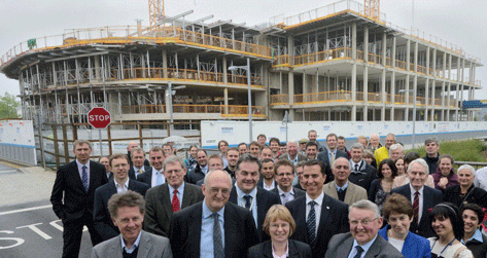 new_building_topping_out