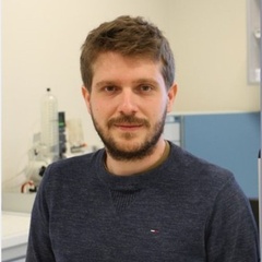 Dr Miguel Anaya 