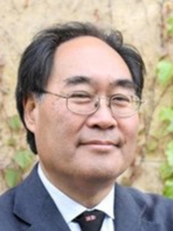 Dr Jim Ajioka
