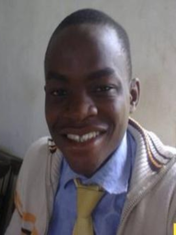  Pelumi Oluwasanya