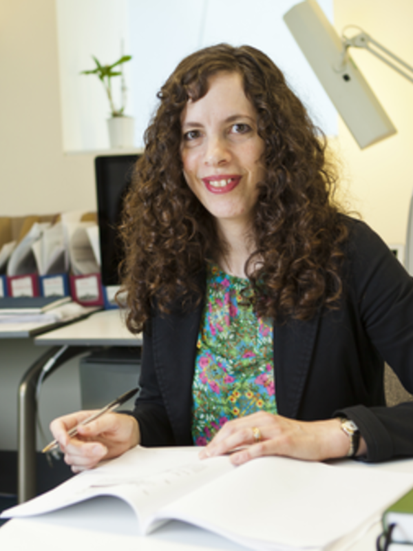 Prof. Laura Itzhaki